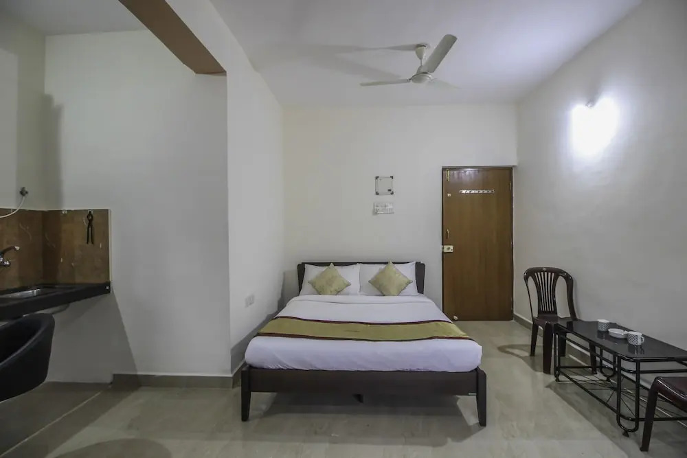 OYO 10812 Home Cozy Studio Colva South Goa