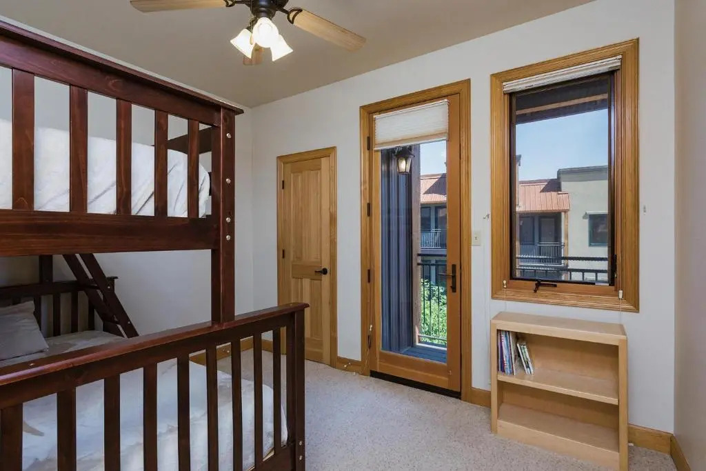 Crimson Cliffs Unit 55