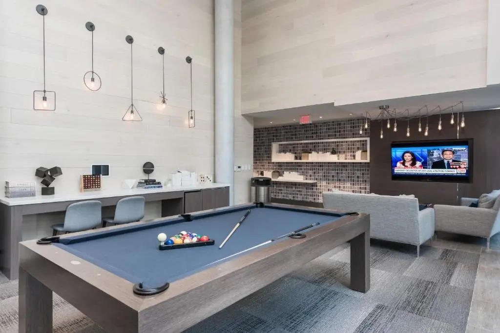 Global Luxury Suites Crystal City