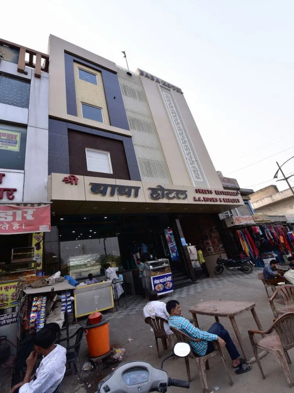 OYO 23085 Baba Hotel