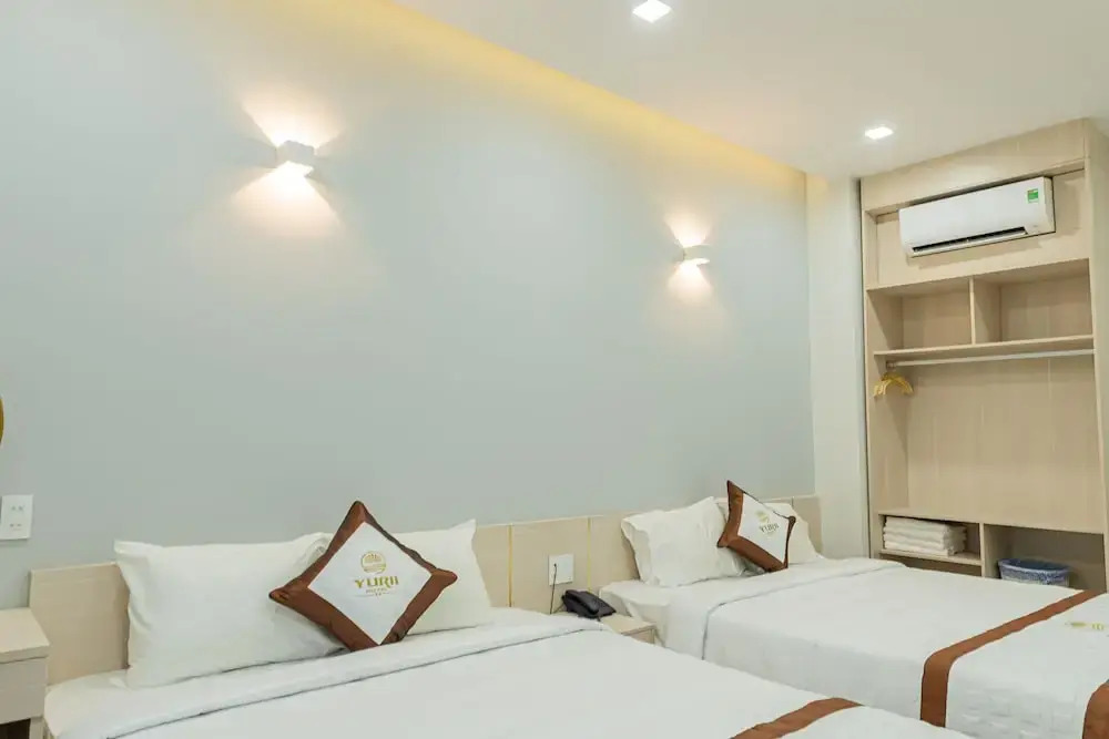 Yurii Hotel