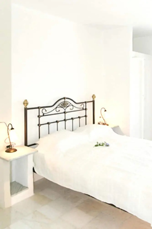 Villa With 3 Bedrooms in Paros, With Wonderful sea View, Pool Access a