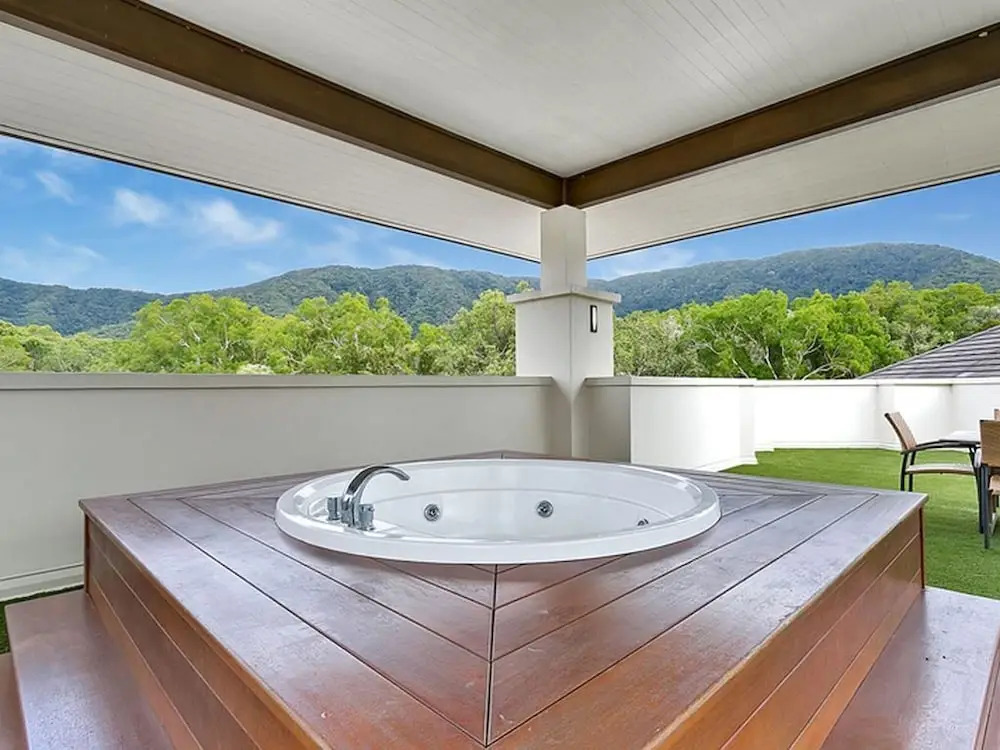 Palm Cove Private Penthouse 422-423