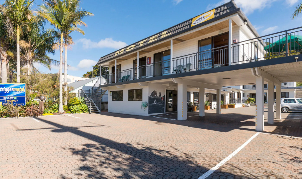 Outrigger Motel