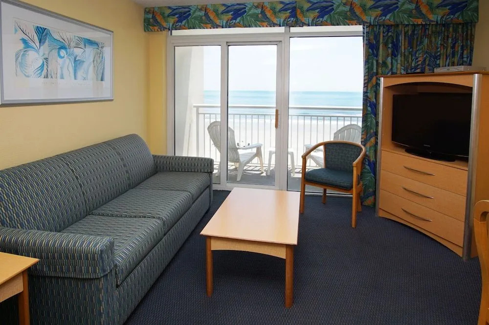 Bay Watch I 408 by RedAwning