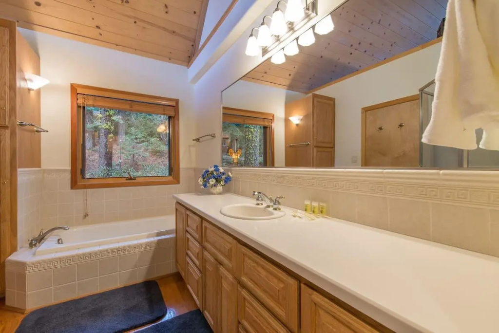 Musketeer by Avantstay Family Friendly Home In Tahoe Swiss Village!