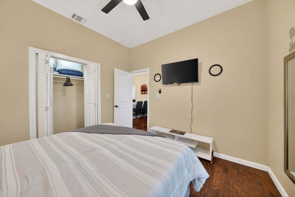 Minutes From Alamodome, Riverwalk, Pearl And Hbgcc 3 Bedroom Home