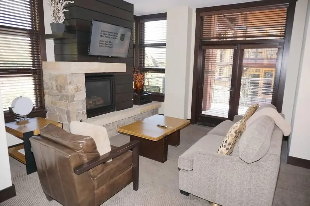 120 Carriage Way