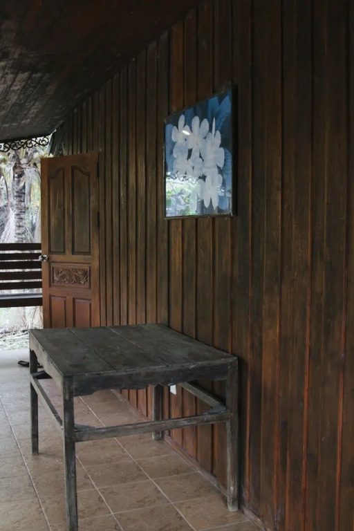 Baan LoyLom SuanAmphawa