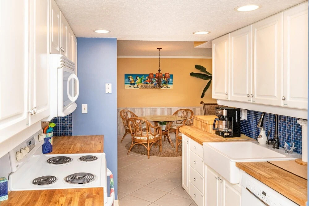 Ocean House 319 Parrot Party Ocean and Intracoastal Views