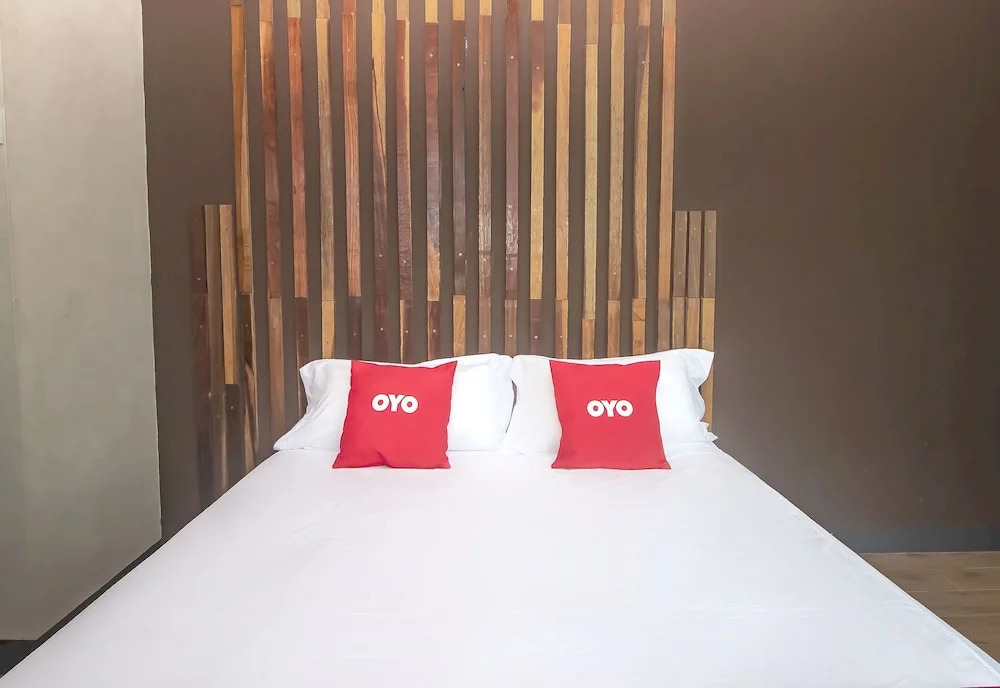 Hotel O Hi Inn 3