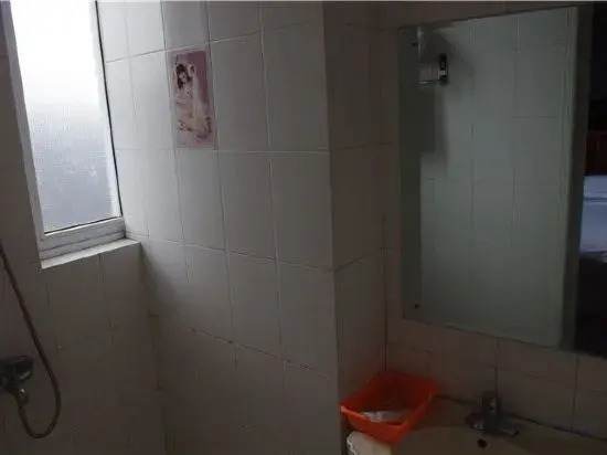 Taizhou Xianren Residence Hotel