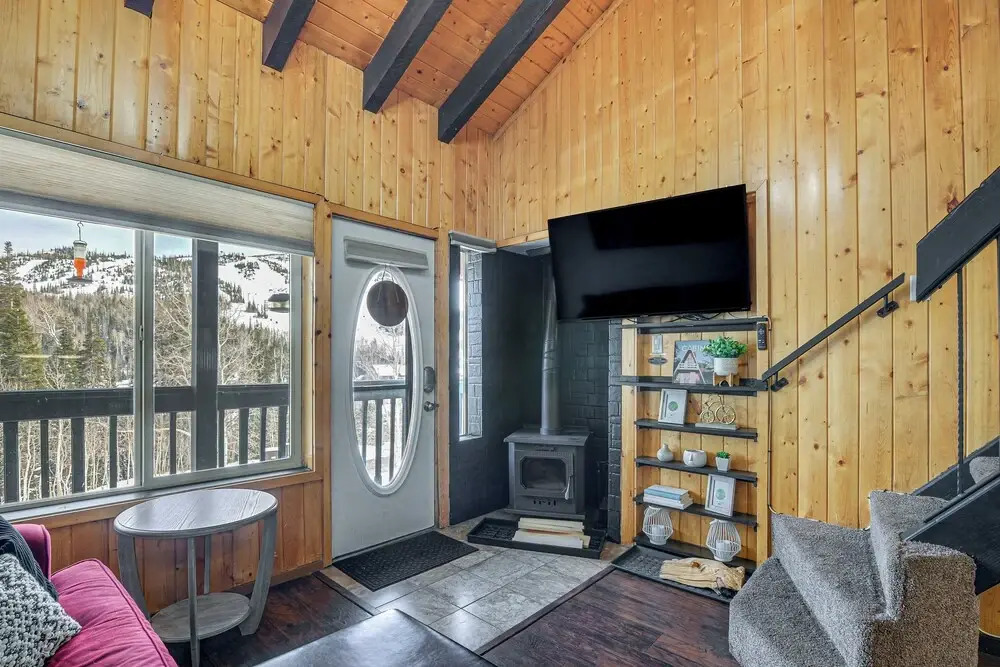 Brian Head Condo: Walk to Giant Steps Ski Lifts!