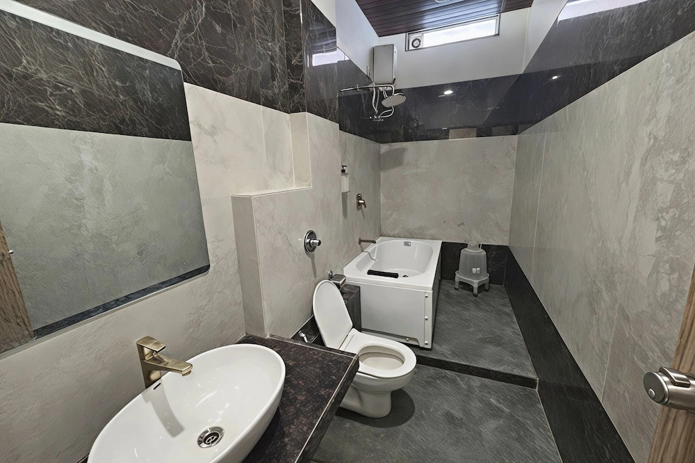 Hotel Madhav and Restaurant