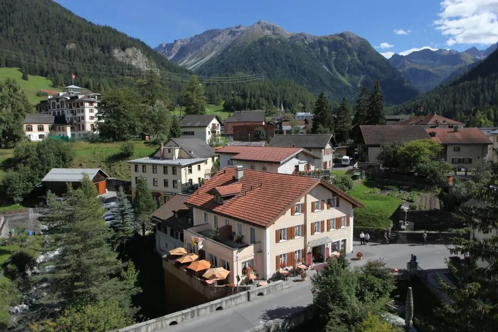 Hotel Albula