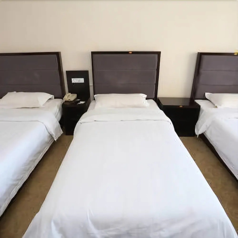 Super 8 Hotel