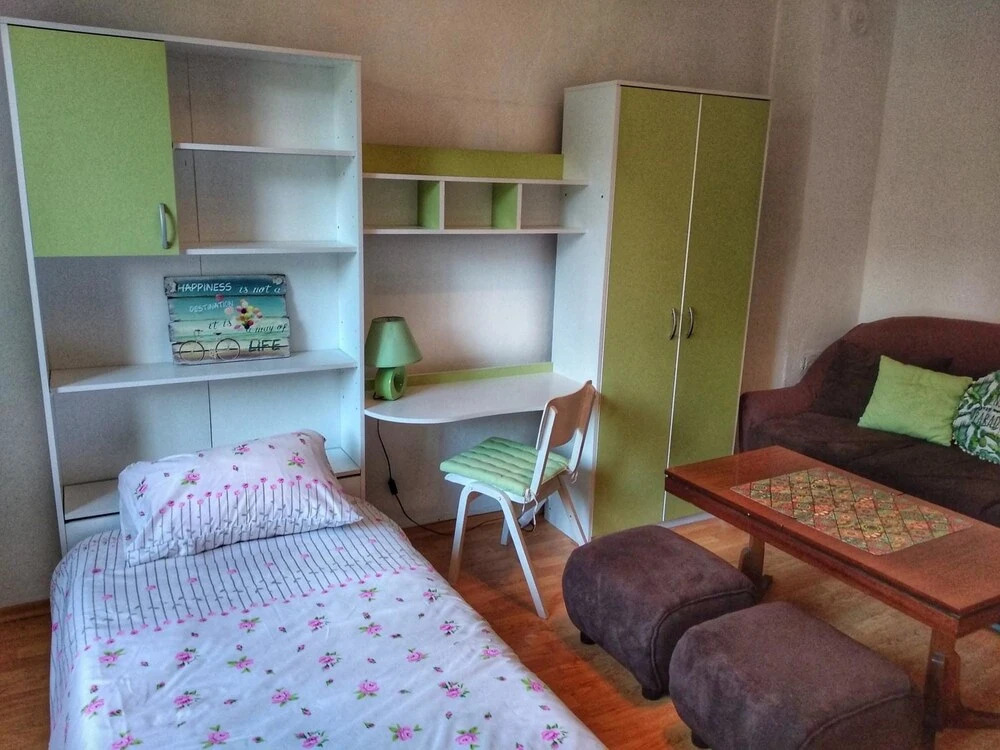 Apartment With 2 Bedrooms in Sofia, With Wifi