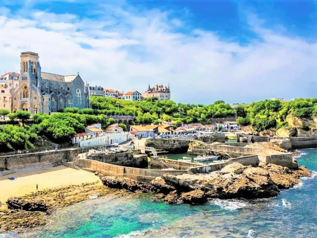 Maison Anglet, 6 pièces, 9 personnes - FR-1-3-548