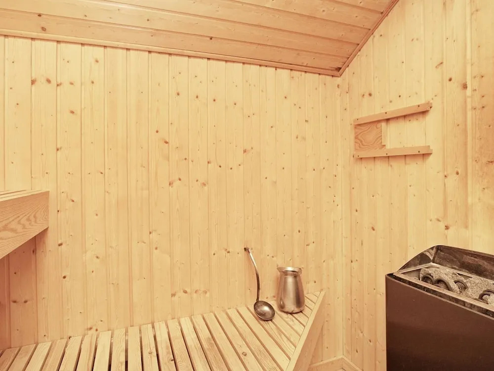 Inviting Holiday Home in Henne With Solarium