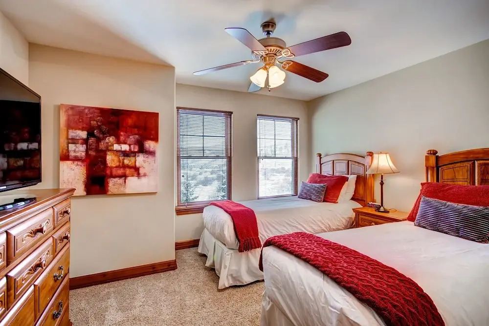 Highland Greens 93 Apartment