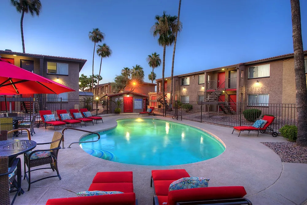 Park Suites at 117 - One Bedroom Apartment