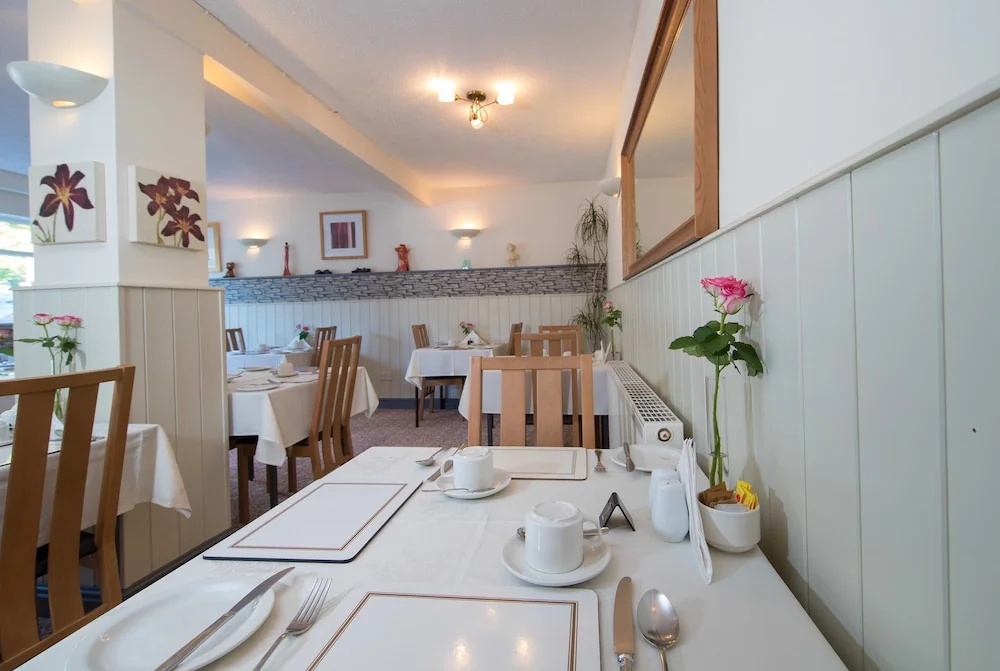 Thornbank House Offering Breakfast and with the use of Free Local Health Club