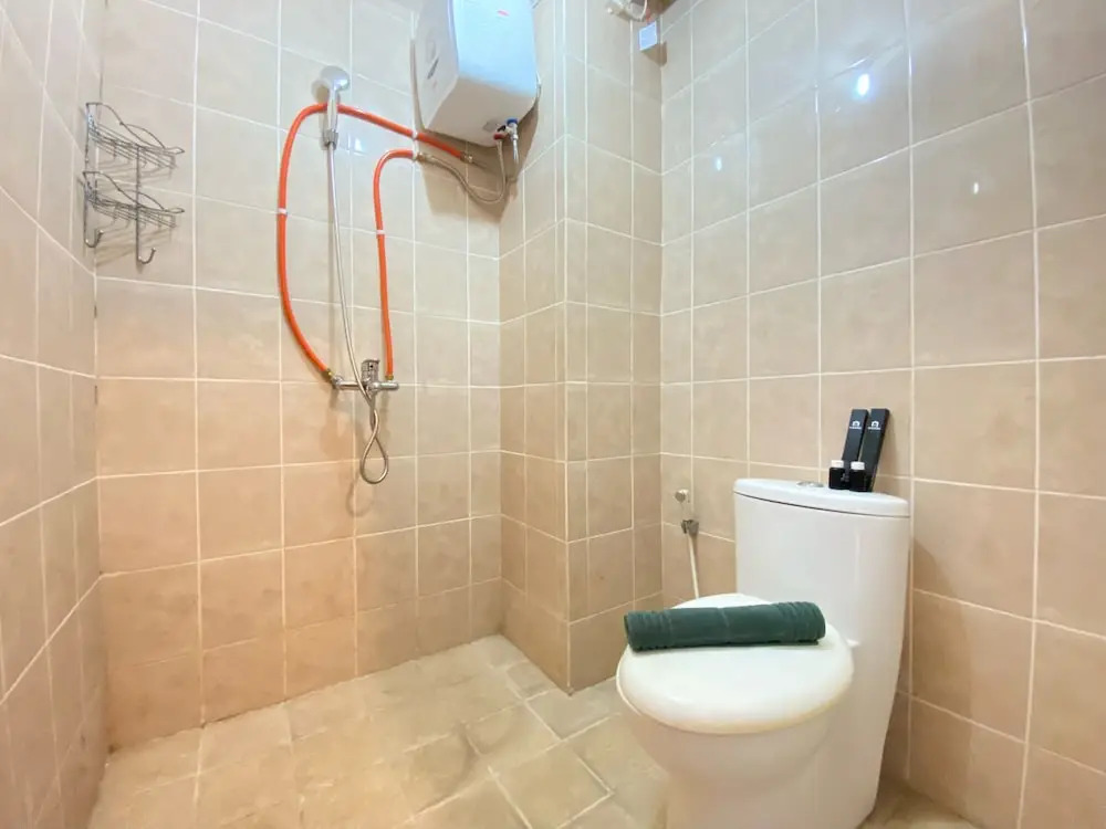 Simply Executive Studio At Pinewood Apartment