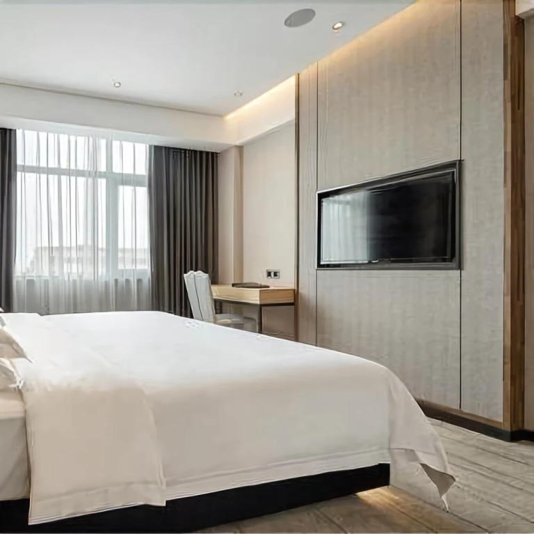Century Star Holiday Hotel (Nanyang Beijing Avenue Branch)