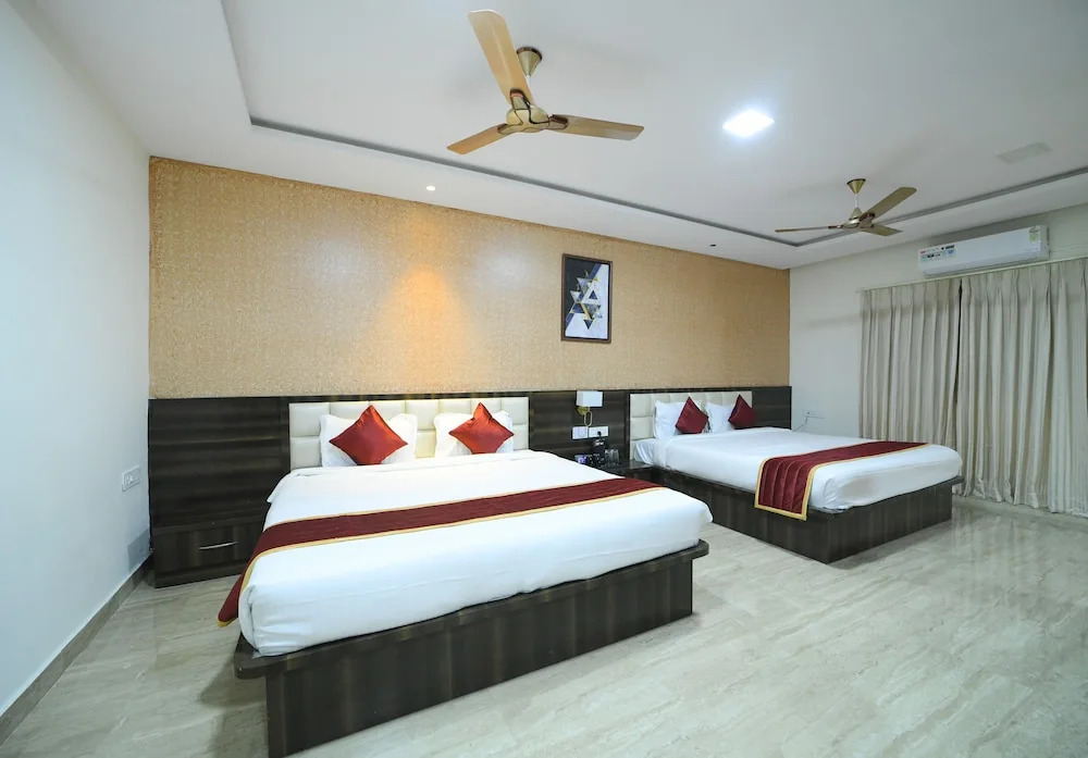 VIVIDUS SLEEK CN WINDSOR, Chikmagaluru