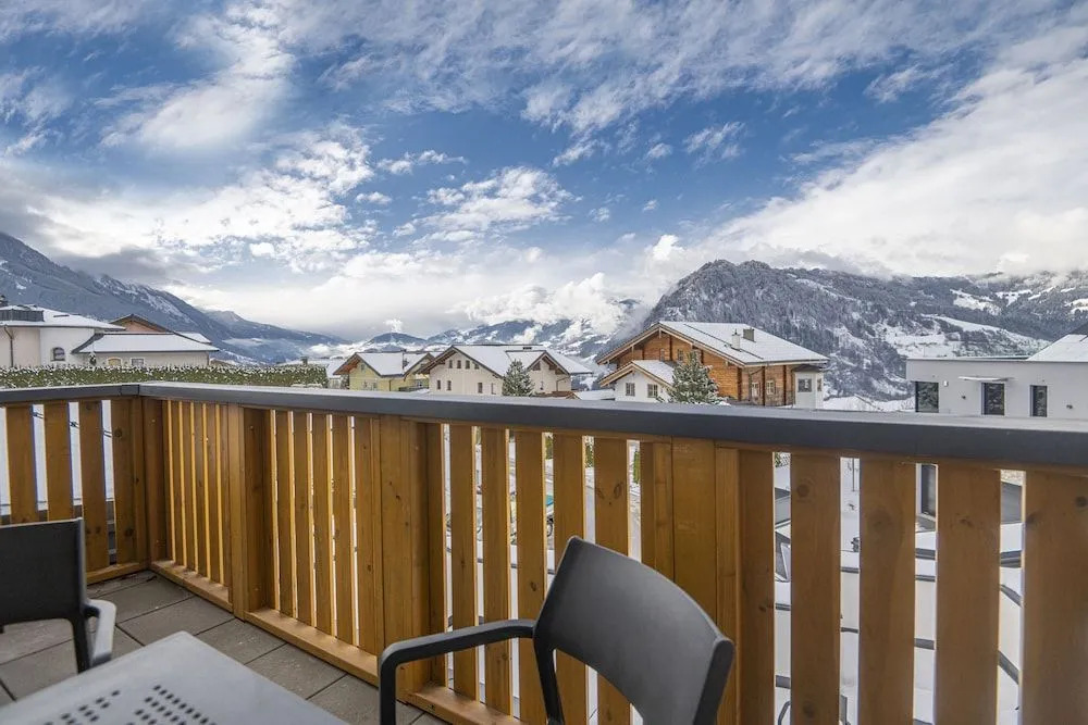 AlpenParks Hotel & Apartment Alpendorf