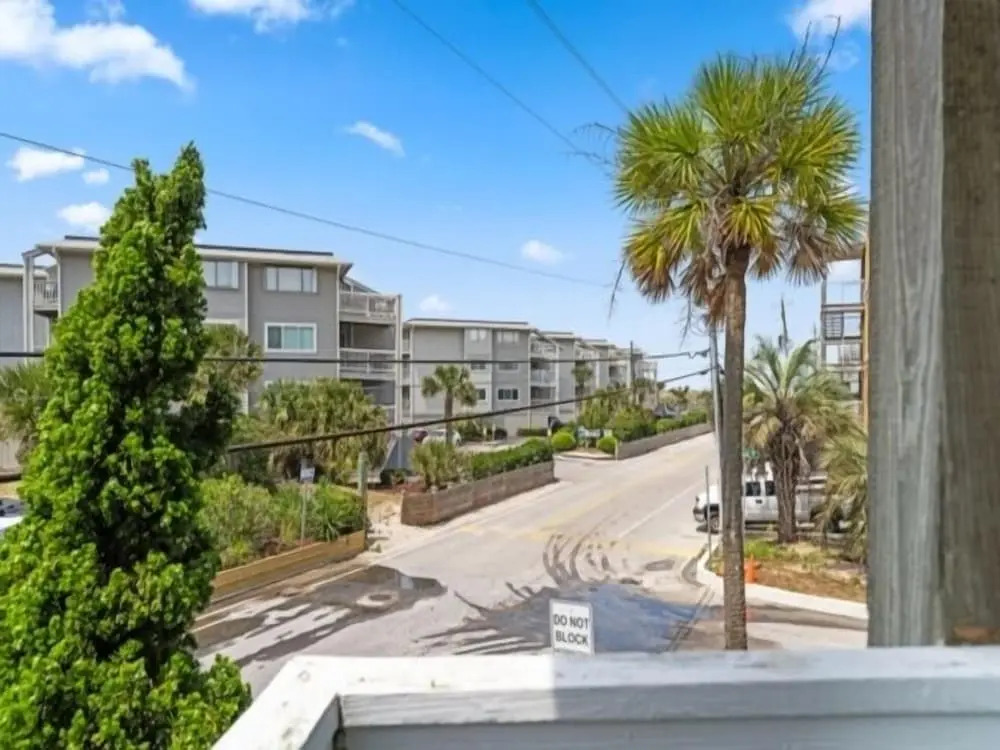 Island North 14c - 2nd Row Stunner! Relax In Comfort After Your Days In The Sun 2 Bedroom Condo by RedAwning