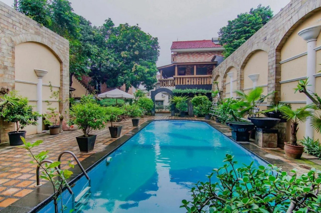 OYO 90094 Gayatri Residence
