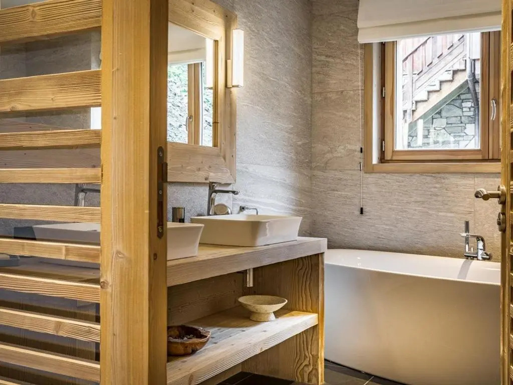 Chalet de luxe avec Spa, PMR, au pied des pistes - FR-1-398-621