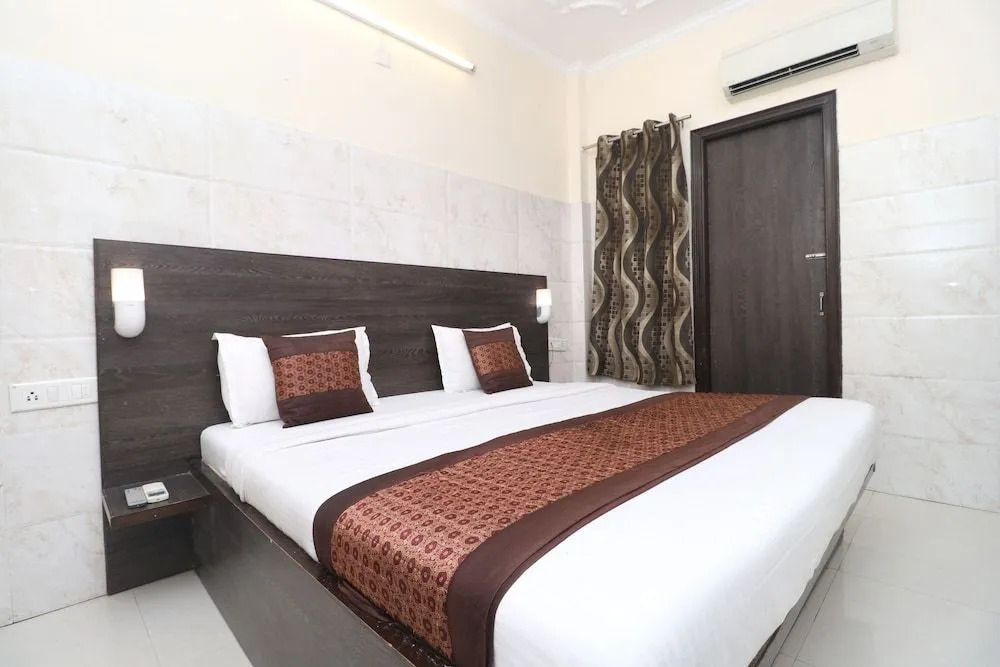 OYO 3947 Hotel City Inn Tower