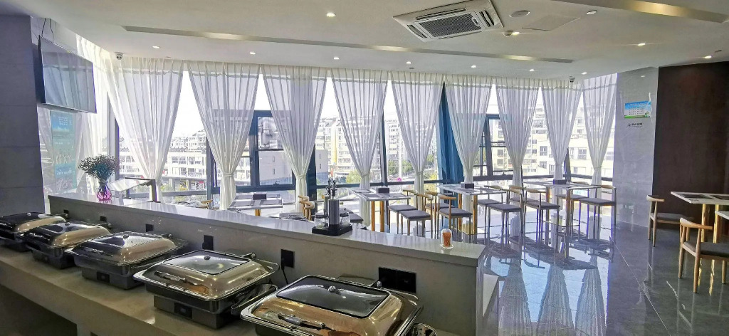 GYA Jurong Yinglun International Hotel