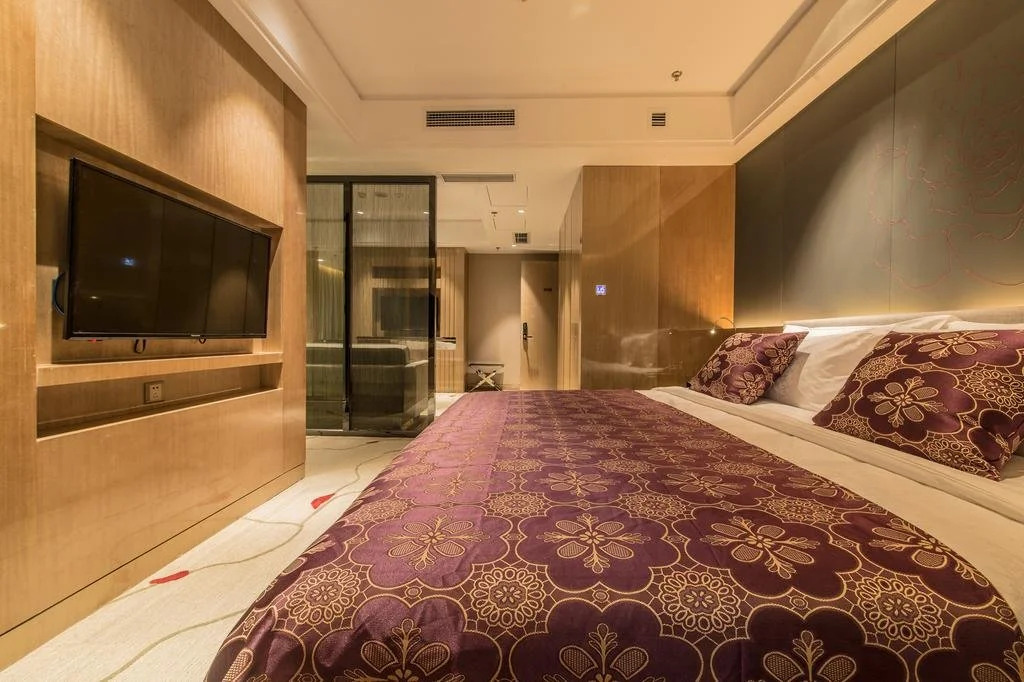 Excel Hotel