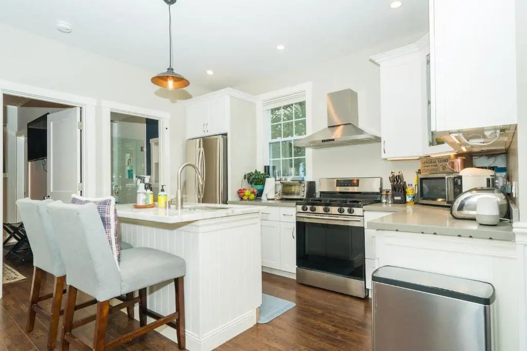 Remodeled 2-Bedroom Unit in Fremont w/ Luxe Bathrooms