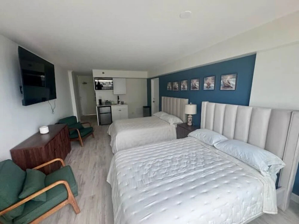 Oceanside Duo 2 Updated Rooms w Water Views