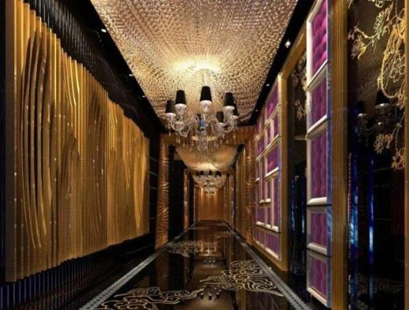 Huizhou Three Suns Hotel