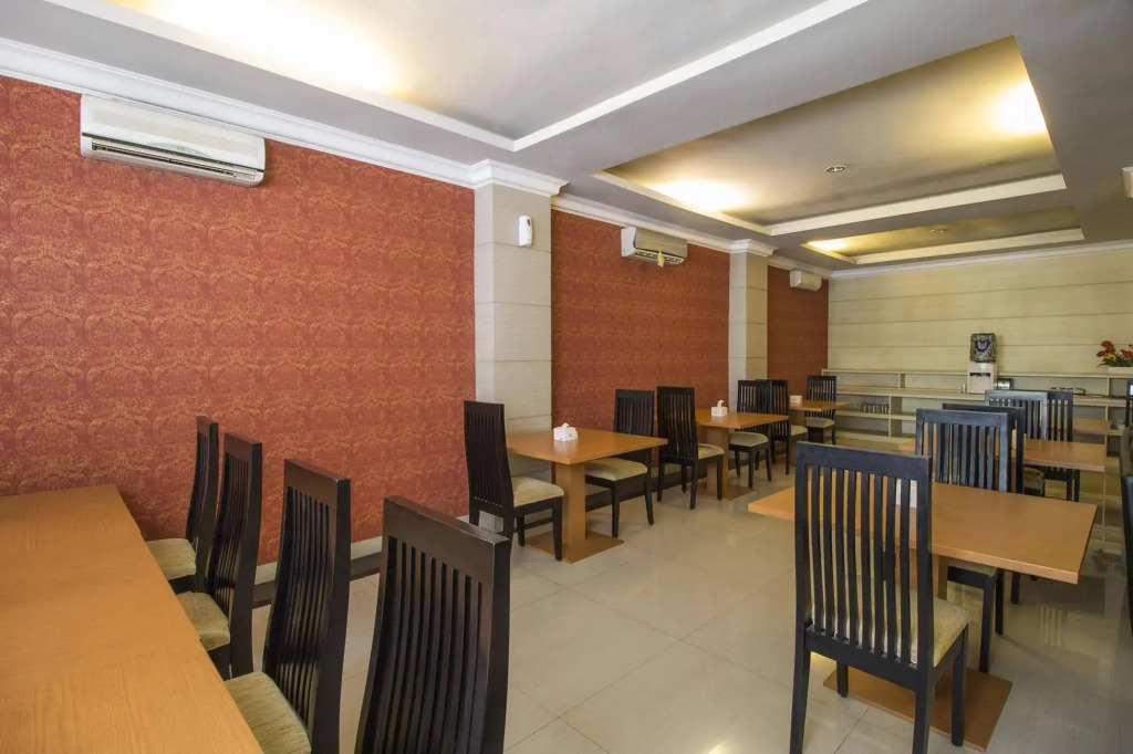RedDoorz @ Kebayoran Lama