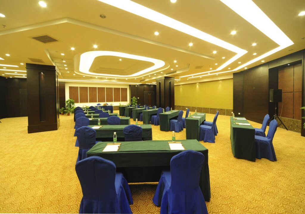 Shengyi Holiday Villa Hotel