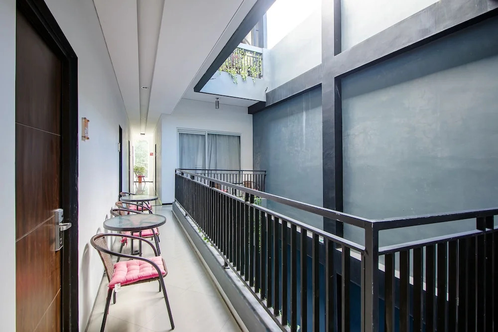 OYO 1057 Premier Guest House