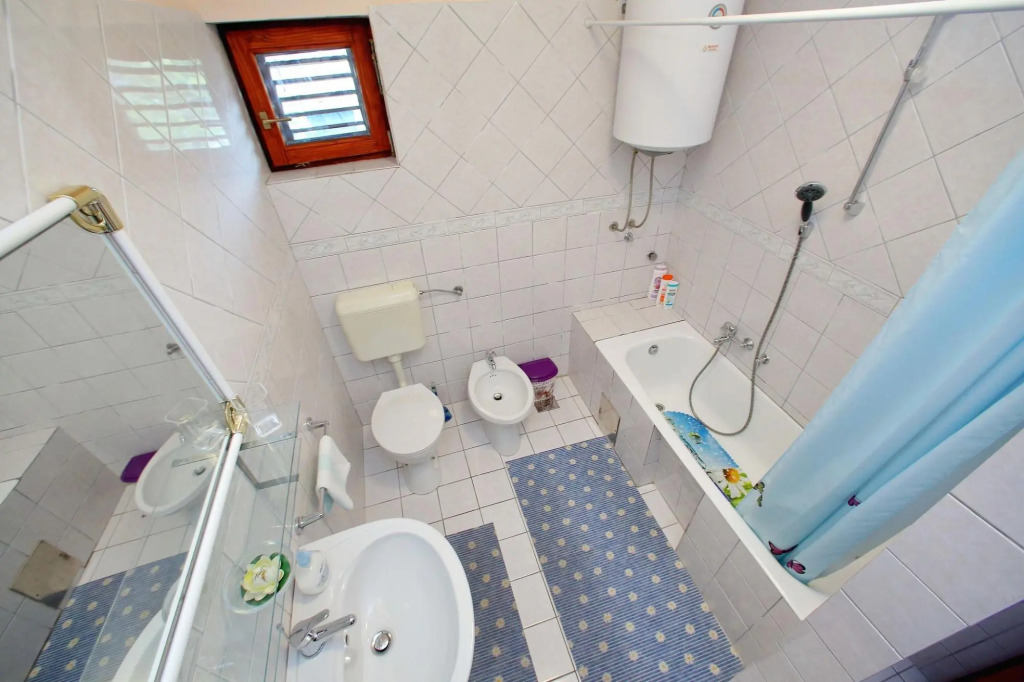 Julijana - Economy Apartment - A1