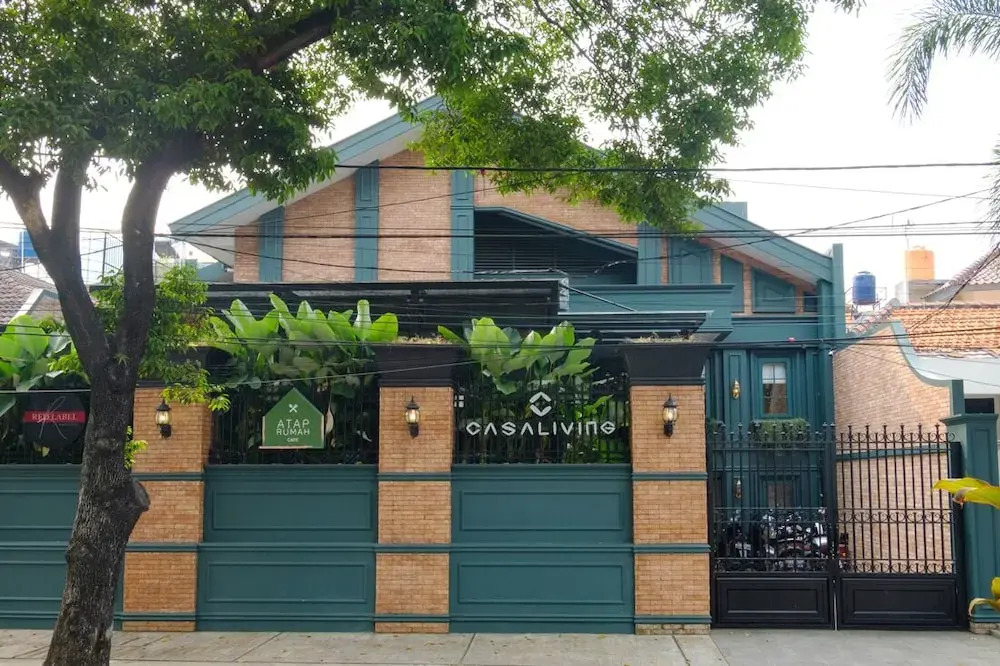 UROOMS Senopati