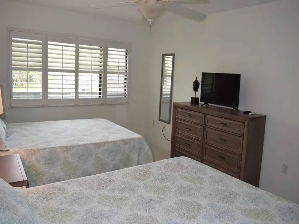 West Bay Cove 208