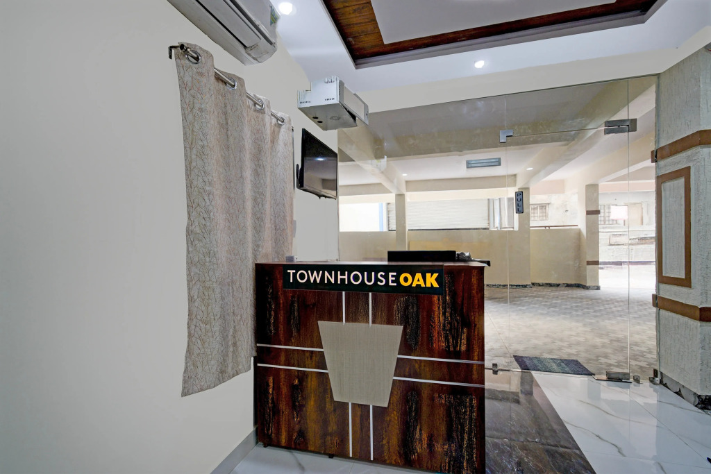 Townhouse Oak Bachupally Medical College Formerly SV Hotels