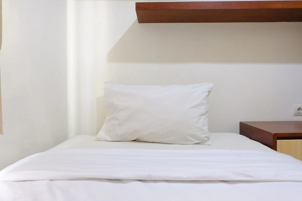 Homey And Modern Designed 2Br Apartment Parahyangan Residence