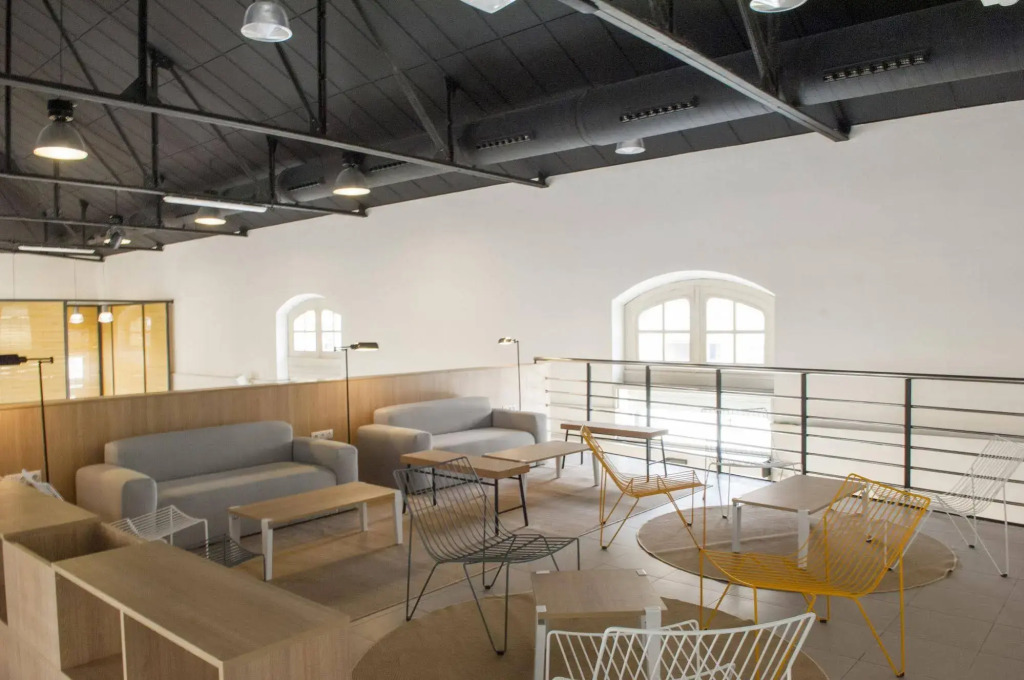 Up Station Hostel