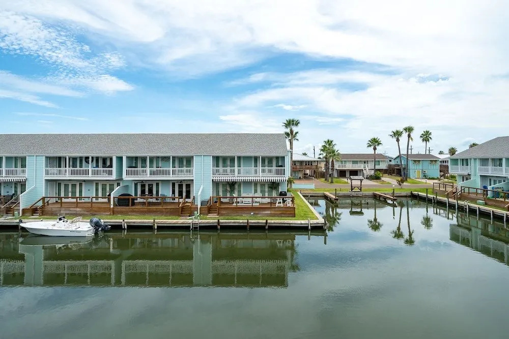 Coastal Bliss by Miss Kitty’s