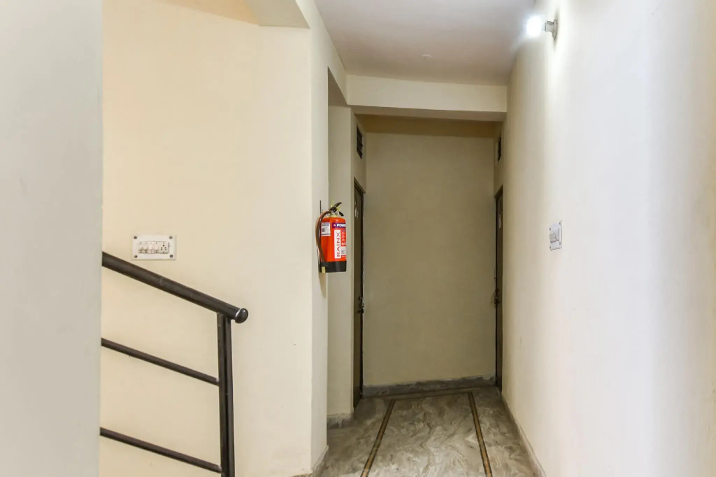 Oyo 66407 Hotel Volvo Inn